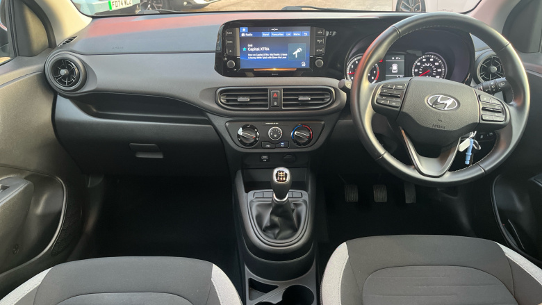 Hyundai i10 1.0 MPi SE Connect 5dr Petrol Hatchback